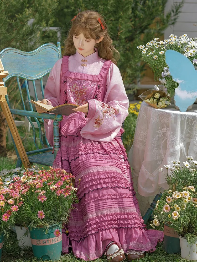 

A women's Hanfu with vertical collar and front opening featuring blend of Chinese Western styles