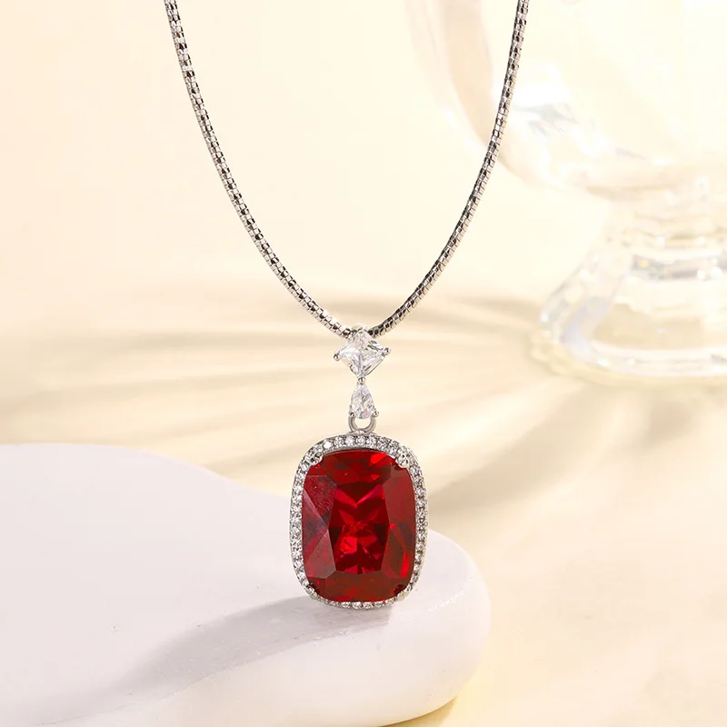

New jewelry with copper base, gold-plated red corundum, oblong 15*20 fashion pendant necklace