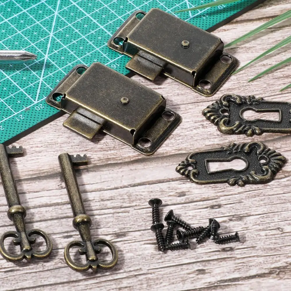 Classic Style Antique Bronze Skeleton Key Lock with Keys and Screws DIY Cabinet Lock Vintage Decorative Locks Furniture