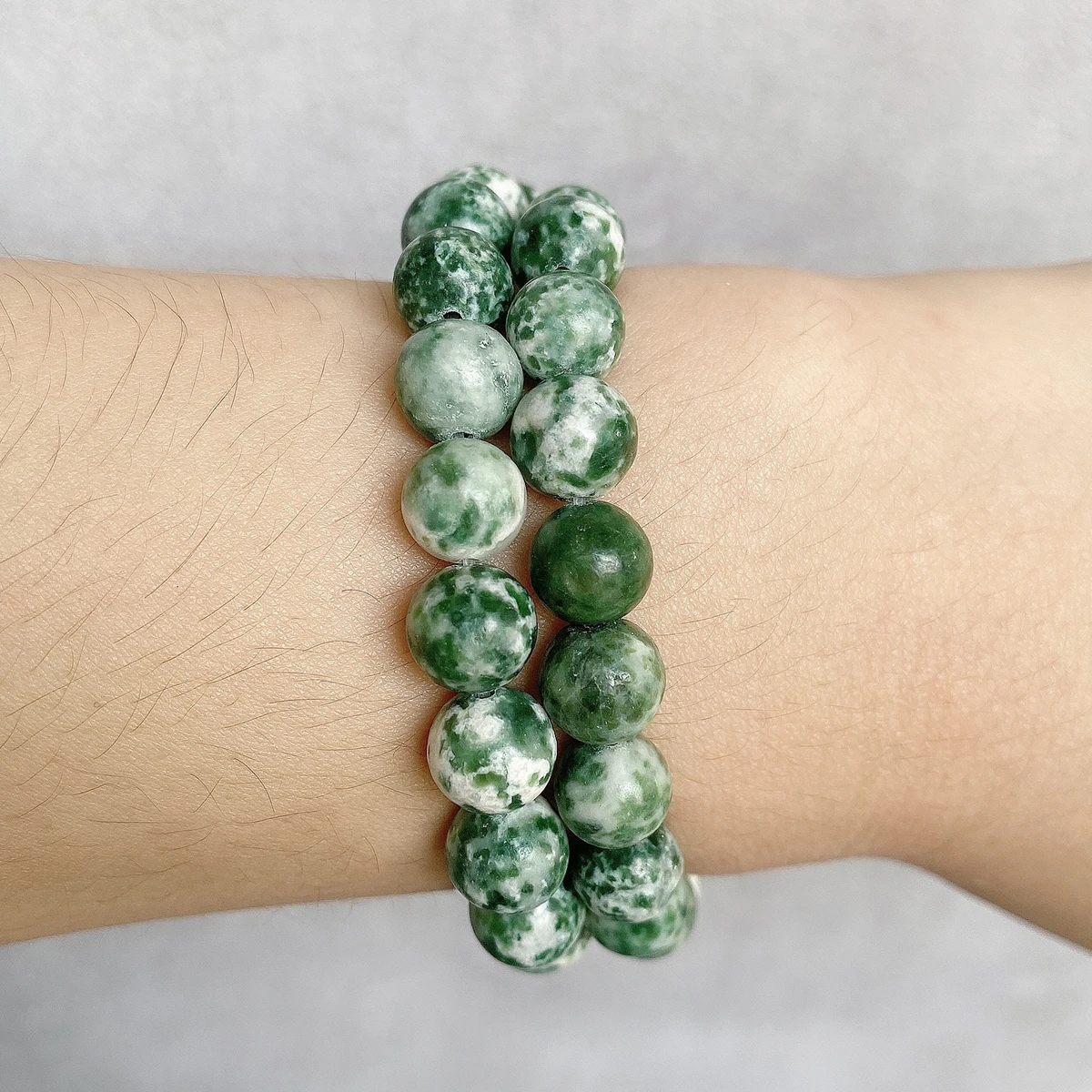 Naturstein facettierte Edelsteinperle aus grünem Jaspis, rund, lose, als Abstandshalter für die Schmuckherstellung, DIY Armband, Halskette, Zubehör – Detail 4
