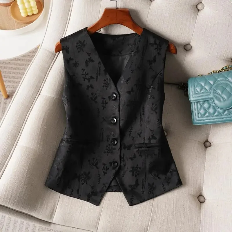 

V-Neck Short Vest Jacket Women's Spring Autumn 2025New Sleeveless Coat Jacquard Waistcoat Outwear Slim Retro Ladies Overwear Top