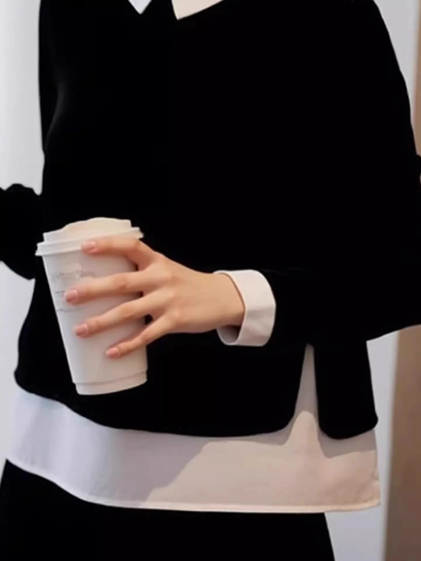 Velvet Neck Shirt Women's Autumn Winter High Sensation Color Block Patchwork Top Brand Buckle Euro Style Casual Fashion