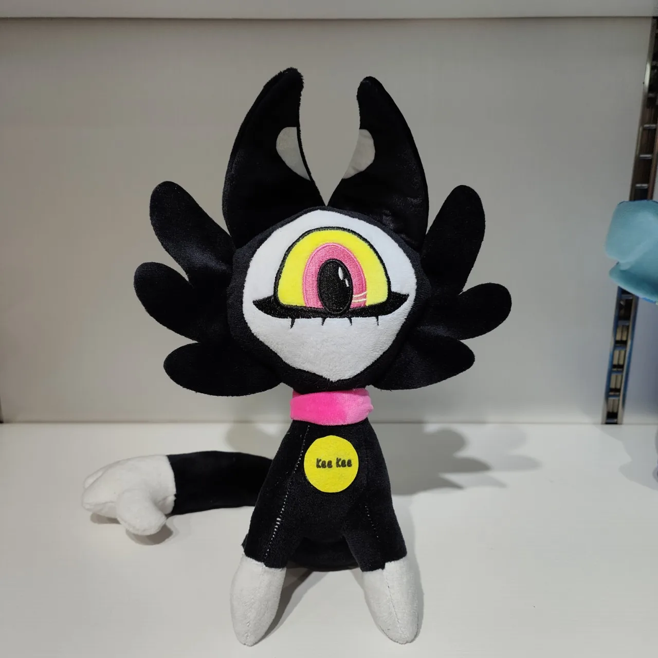 Nuovo Hazbins Hotel bambola di peluche Alastor bambola di cartone animato Kawaii bambola di pezza morbida decorazione della casa regalo di compleanno per il capretto