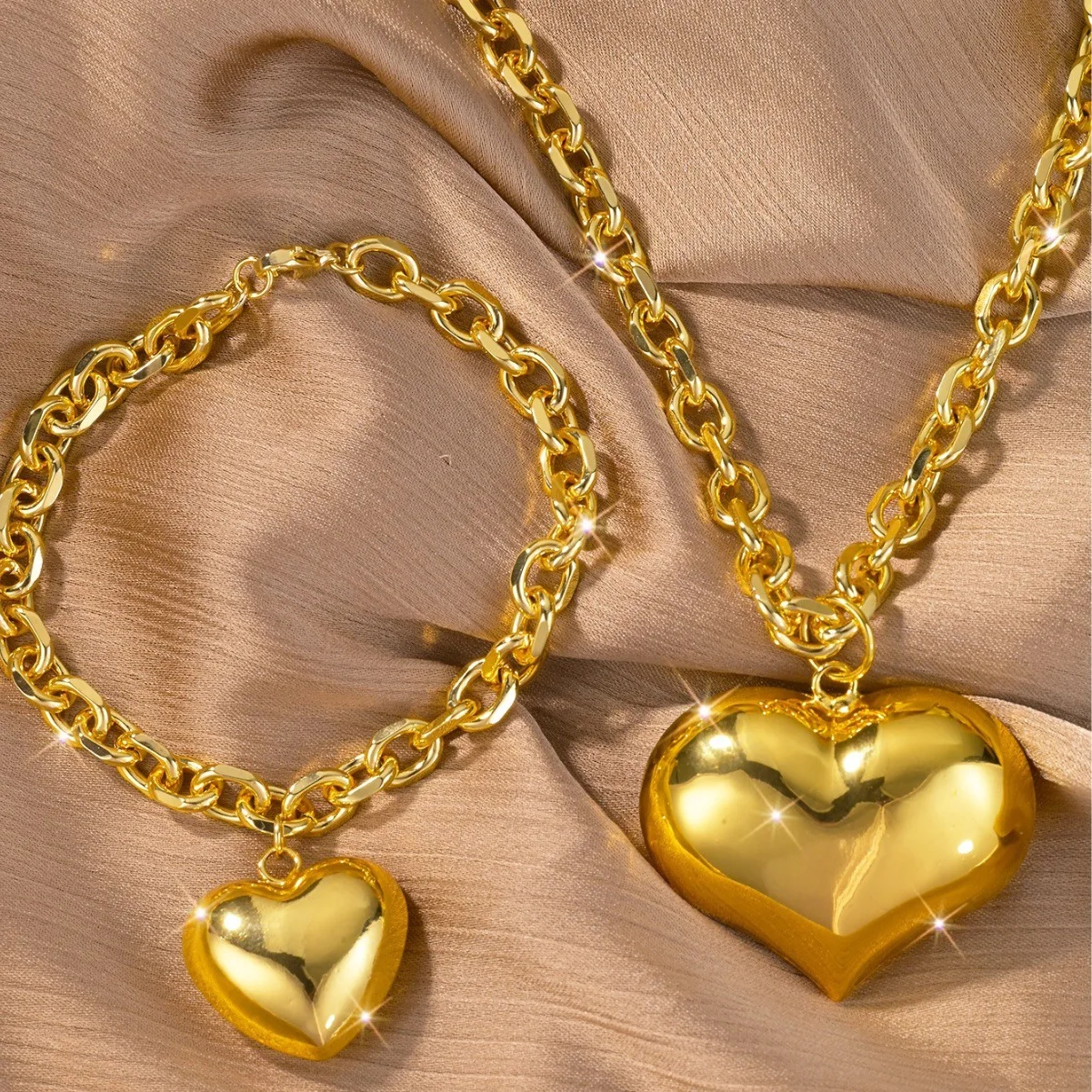 

ESALE Fashion Big Shiny Heart Pendants Necklace Bracelet Set 2-piece Women's Goldplated Chain Jewelry Accessories