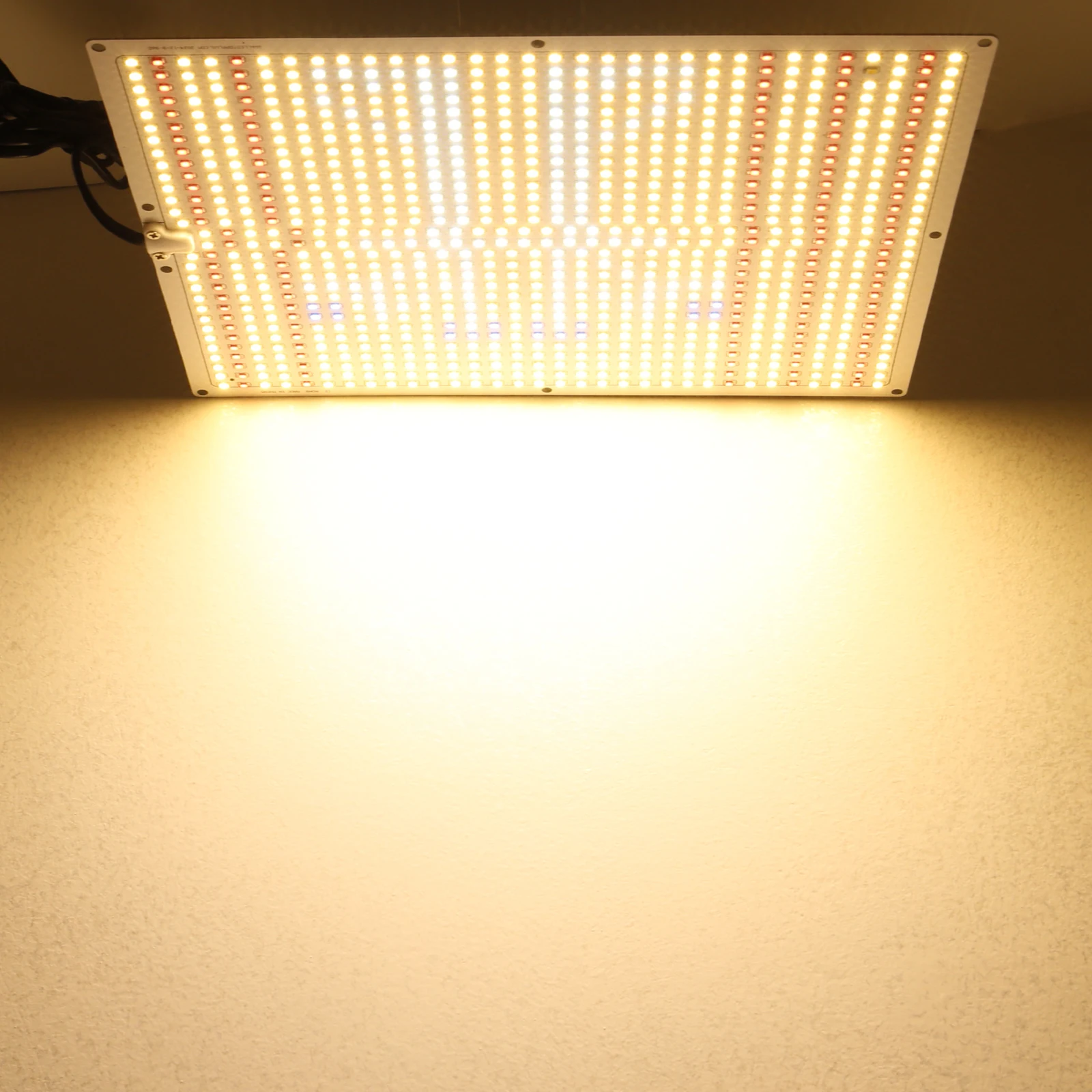 1000 W LED-Wachstumslicht, Vollspektrum-Phytolampe für Indoor-Wachstumszelt, Blumen, Sukkulenten, Quantenbrett mit Aufhängeset