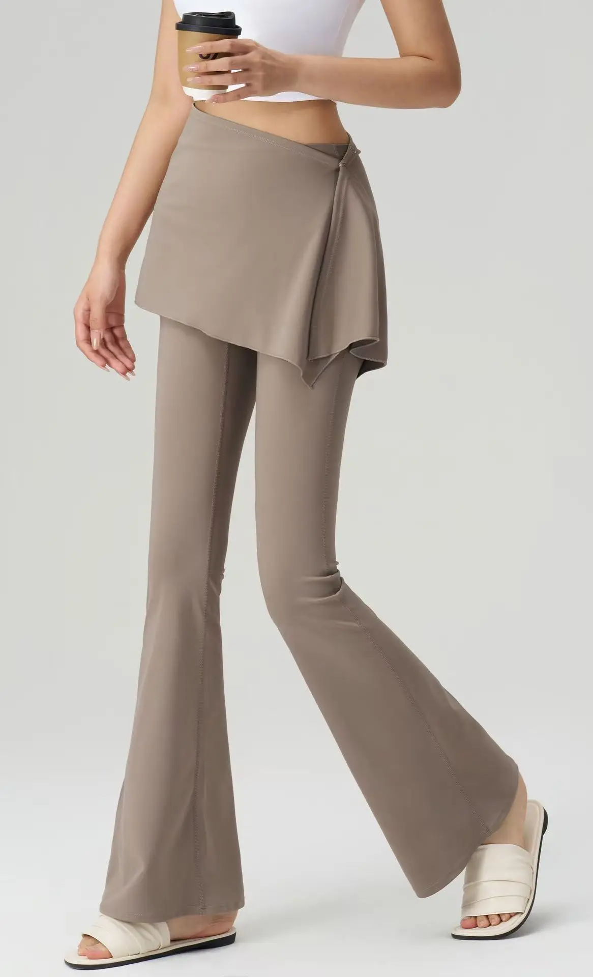 Figurbetonte Fitness-Leggings mit Hüftbedeckung für Damen im Herbst, zweiteiliger Radsport-Yoga-Anzug mit Rocksaum, ausgestellte Sporthose – Detail 5