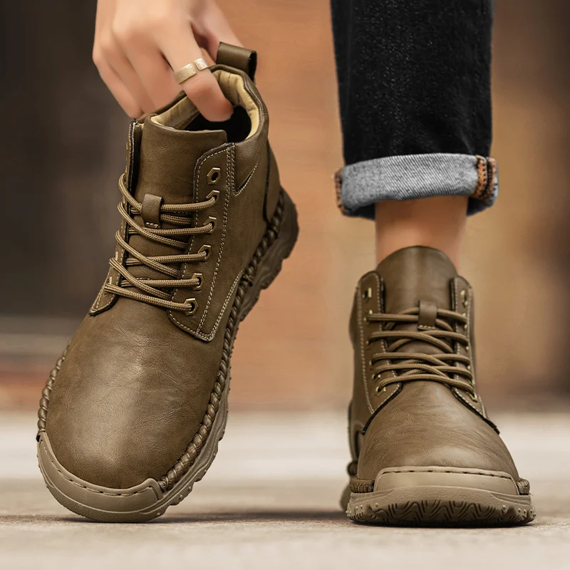 2025 Nuove sneakers bianche autunnali da uomo: scarpe casual traspiranti, stile coppia, trendy e più vendute