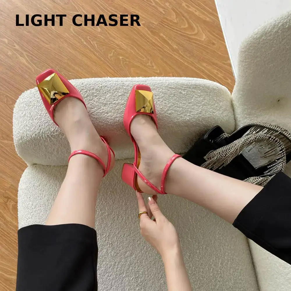 2022 Spring Summer New Women\'s Sandals Fashion Metal Decoration Square Toe Thick High Heels Women\'s Baotou Back Empty Sandals