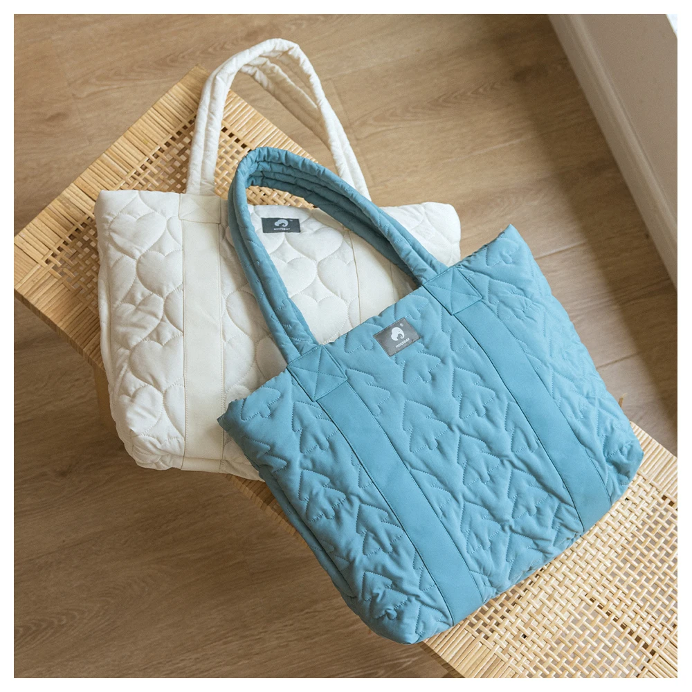 Mommy กระเป๋าแม่กระเป๋าถือกันน้ำหัวใจ Quilted Design คลอด Light Travel ความจุขนาดใหญ่ Tote กระเป๋า