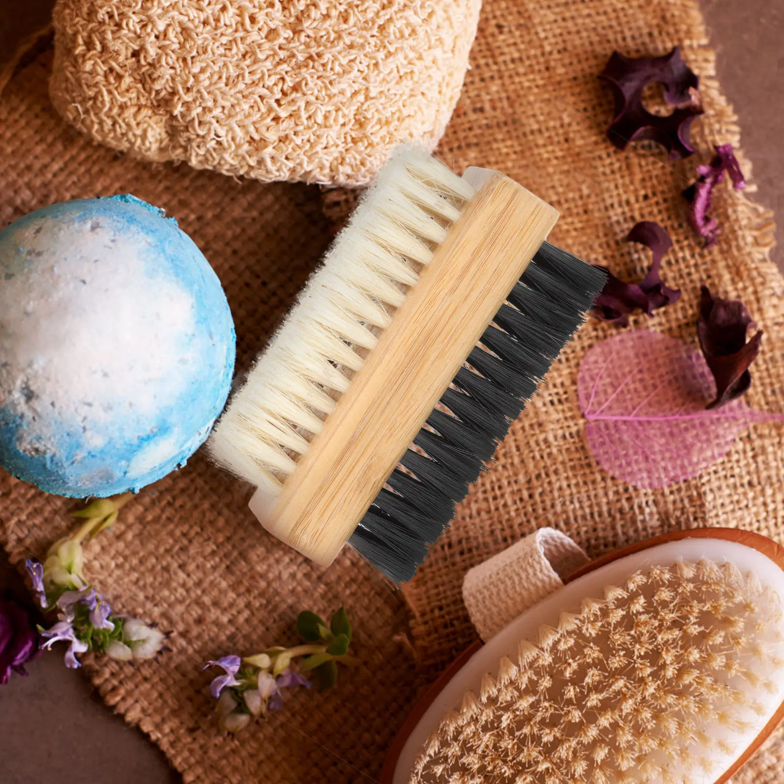 

Набор из 2 бамбуковых щеток для ногтей с двусторонней прочной щетиной для чистки ногтей на руках и ногах, портативный, для домашнего использования, для маникюра и чистки обуви