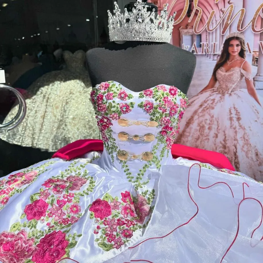 White Princess Mexican Charro Quinceanera Dresses Pink Floral Applique Ruffles Puffy Corset  vestido de 15 quinceañeras 2024