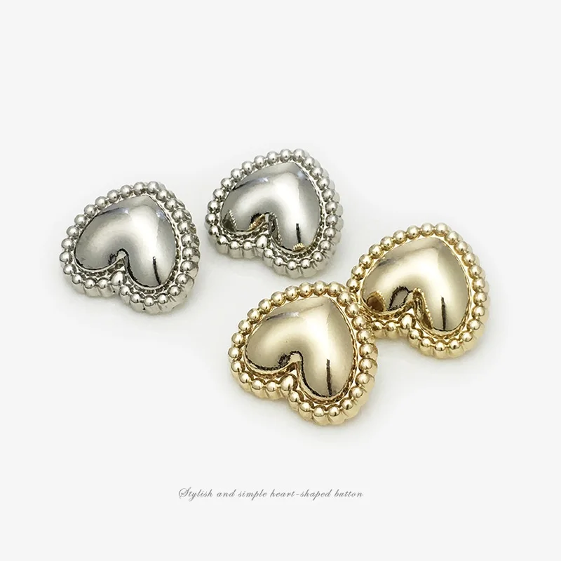 10PCS Two-tone minimalist heart-shaped buttons Metal heart-shaped coat decorative buttons Versatile cardigan sweater Heart-shape