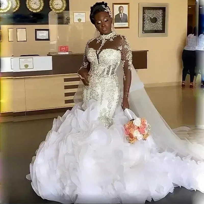 Customized Well Design High Collar Shinny Beads Appliques Wedding Dress Vestido De Casamento Long Sleeve Multi-layered Ruffles