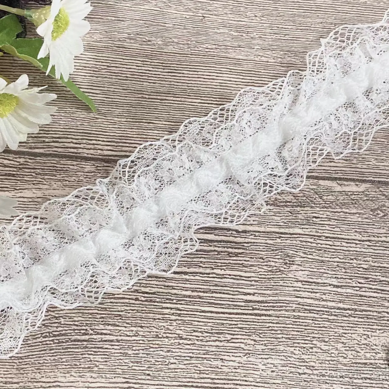 4cm Wide White Black Mesh Stretch Wrinkle Lace Fabric Needlework Elastic Trim Ruffle Pet Doll Clothes DIY Sewing Guipure Decor