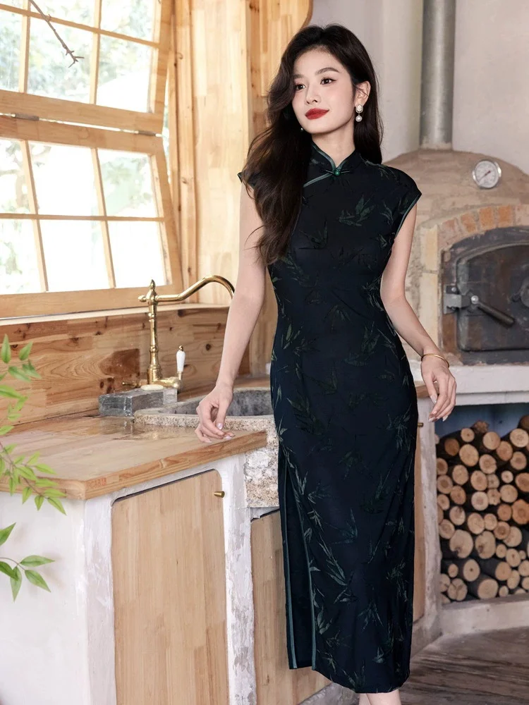 

Elegant Female Long Qipao New Chinese Style Dress Cheongsam Classical Sleeveless Jacquard Vestidos Oriental Costume Party Dress