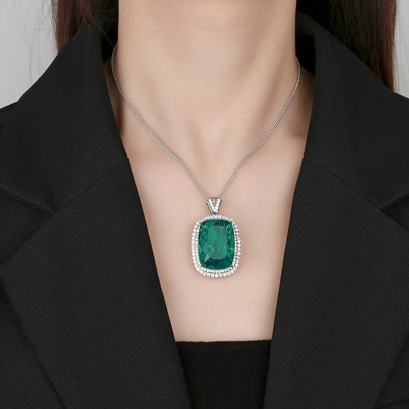 Jewelry Gold-Plated European and American Emerald Pendant Necklace Stone 20*28