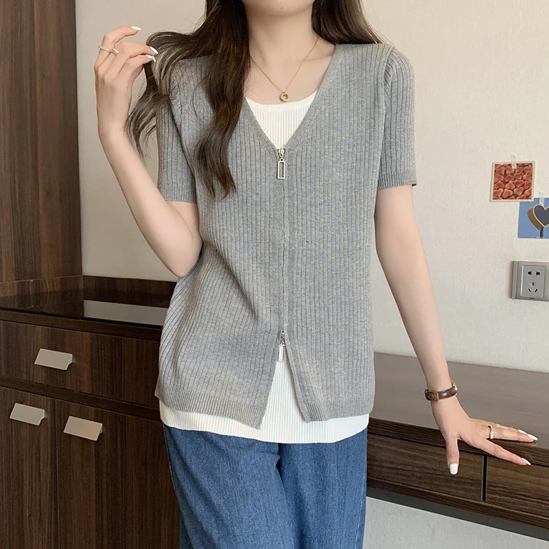 XL-4XL Oversized Fake Two-piece T-shirts Women 2023 Summer Short-sleeve Zipper Large Size Tops Ice Silk Knitted Tshirt Spliced