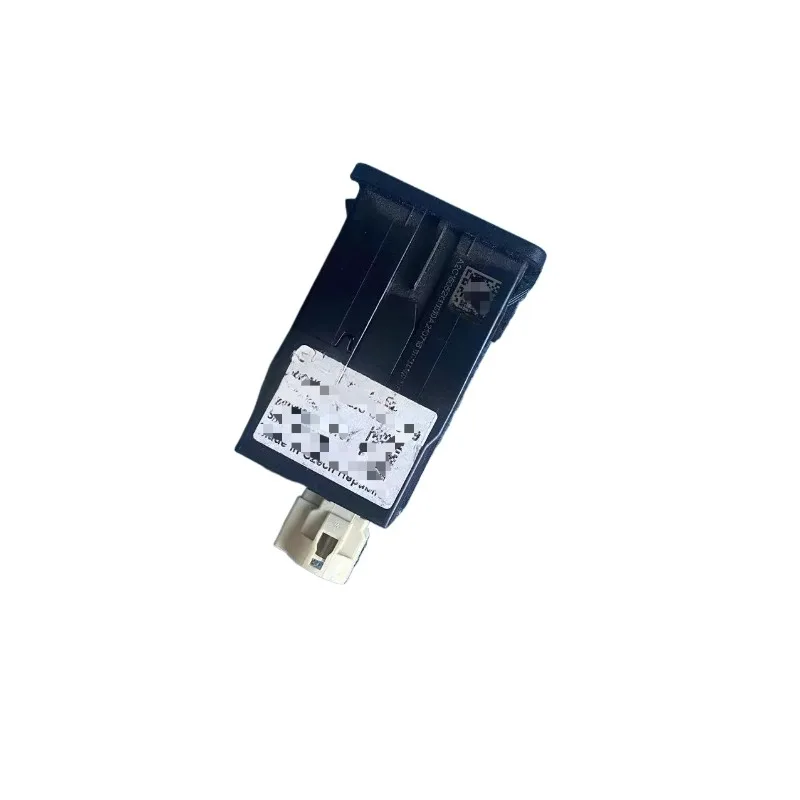 

USB Port Charging Port for Benz GLA200 GLA220 CLA200 GLB200 A180L A200L