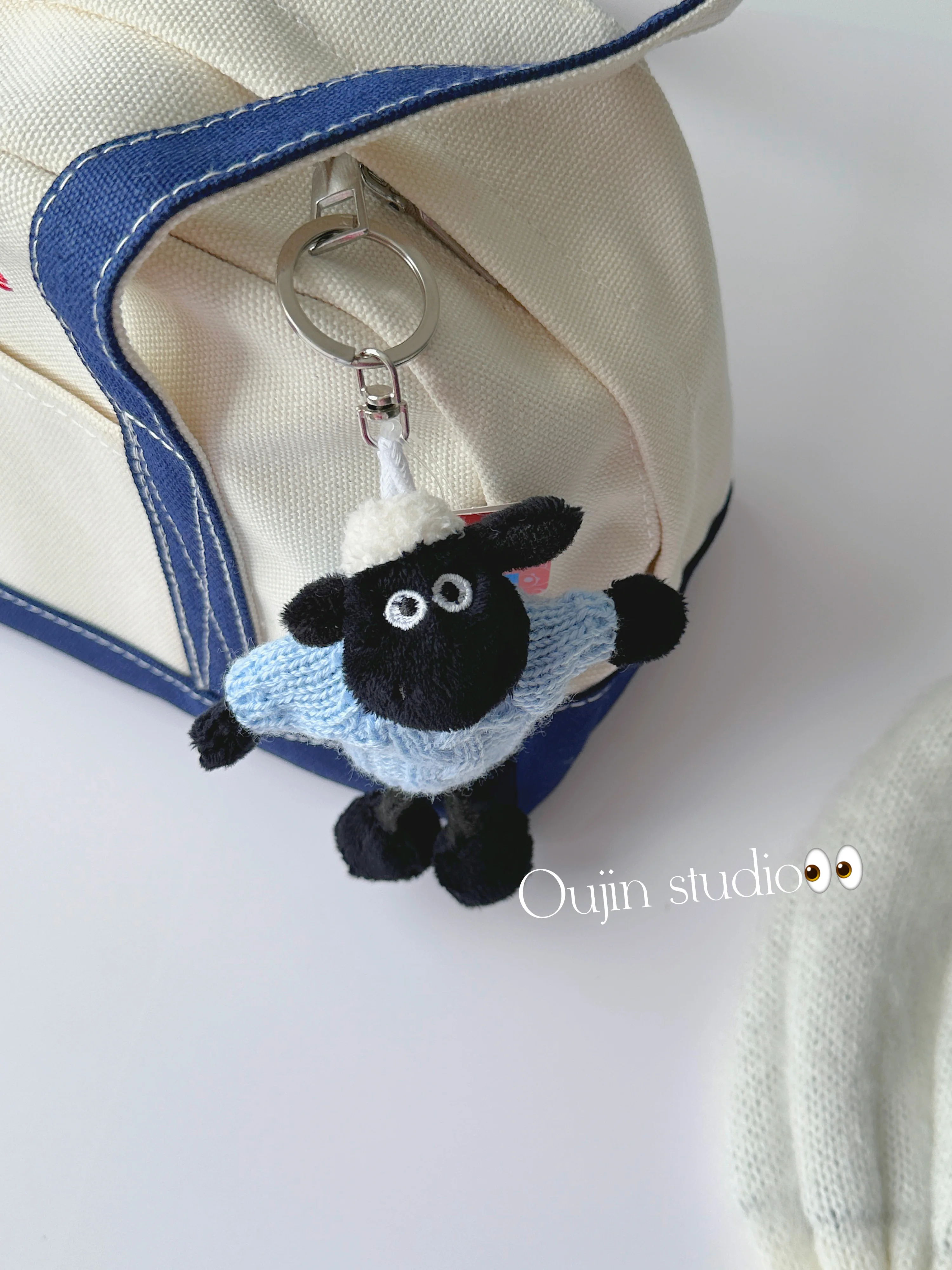 Korean ins niche cute sweater lamb bag pendant car keychain cute plush doll couple cute