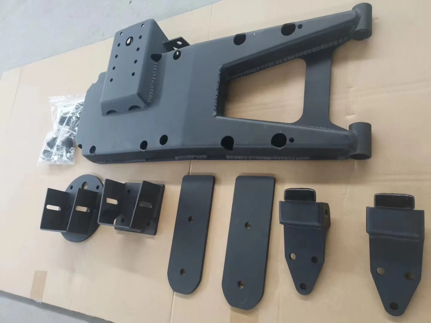 Tailgate Hinge Rear Door Tire Carrier for Wrangle JL 2018 Car Accessories