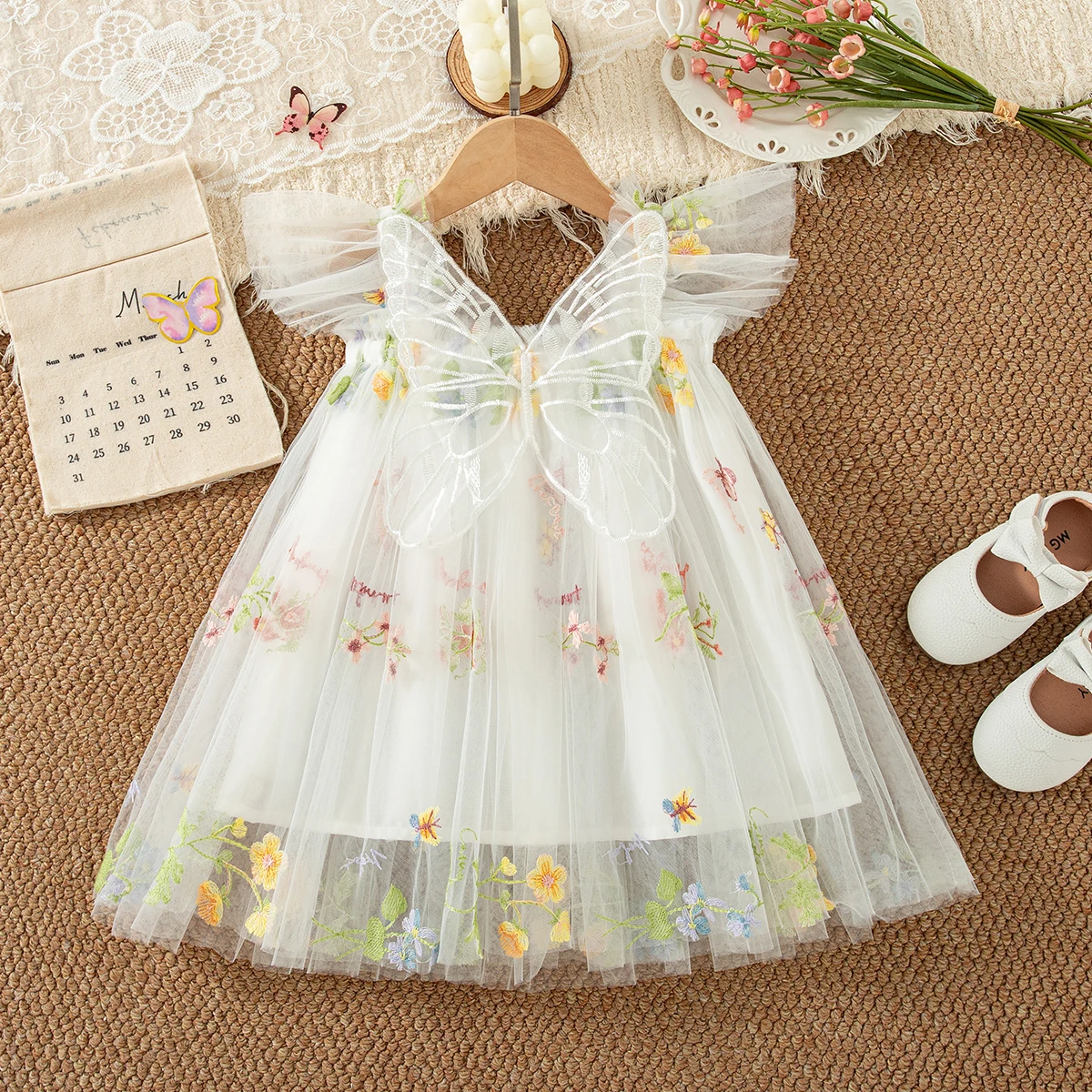Baby Dress Summer Cotton Solid Color Bow Sheer Small Fly Sleeves Girls Dresses Sweet And Cute Beach Princess Dress Baby Clothing