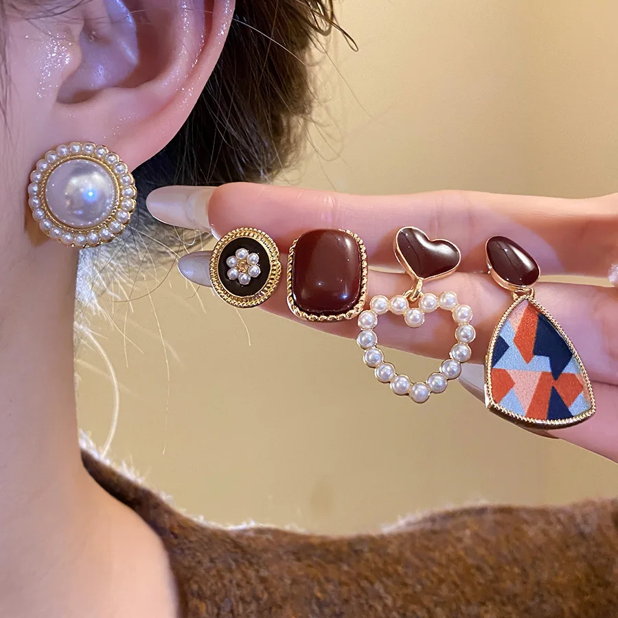 Thumbnail 4 - #27 Best Earrings to Buy In 2026