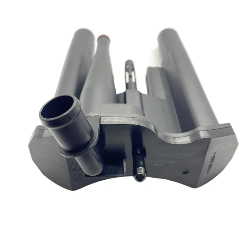 

LR054999 LR013287 JDE9860 JDE36147 Crankcase Oil Breather Separator For Sport LR4 Discovery 4