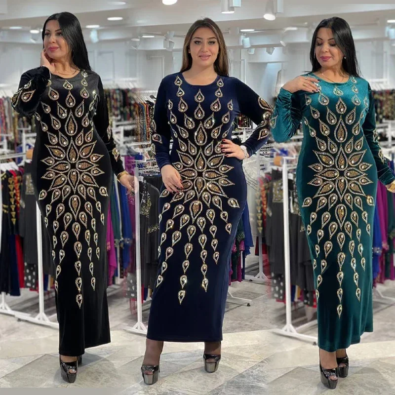 Muslim Dress Kaftan Exquisite Peacock Pattern Moroccan Dress Dubai Velvet Robe Muslim Ladies Long Dress Party Banquet Party