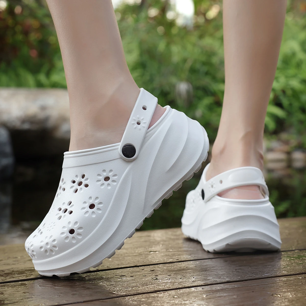 Women's Flower Cutout Platform Clogs, Beach Sandals