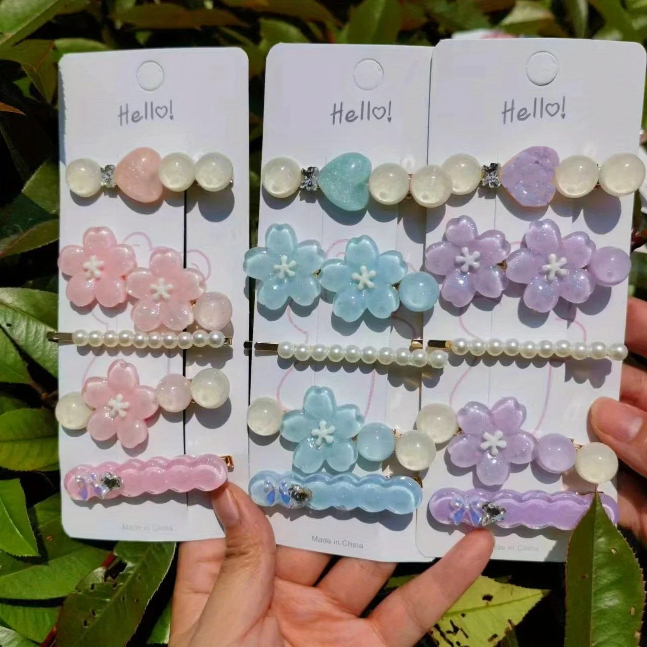 

5-Piece Flower Hair Clips Set - Resin Side Clips with Bow & Heart Designs, Cute Shiny Hairpins for Girls