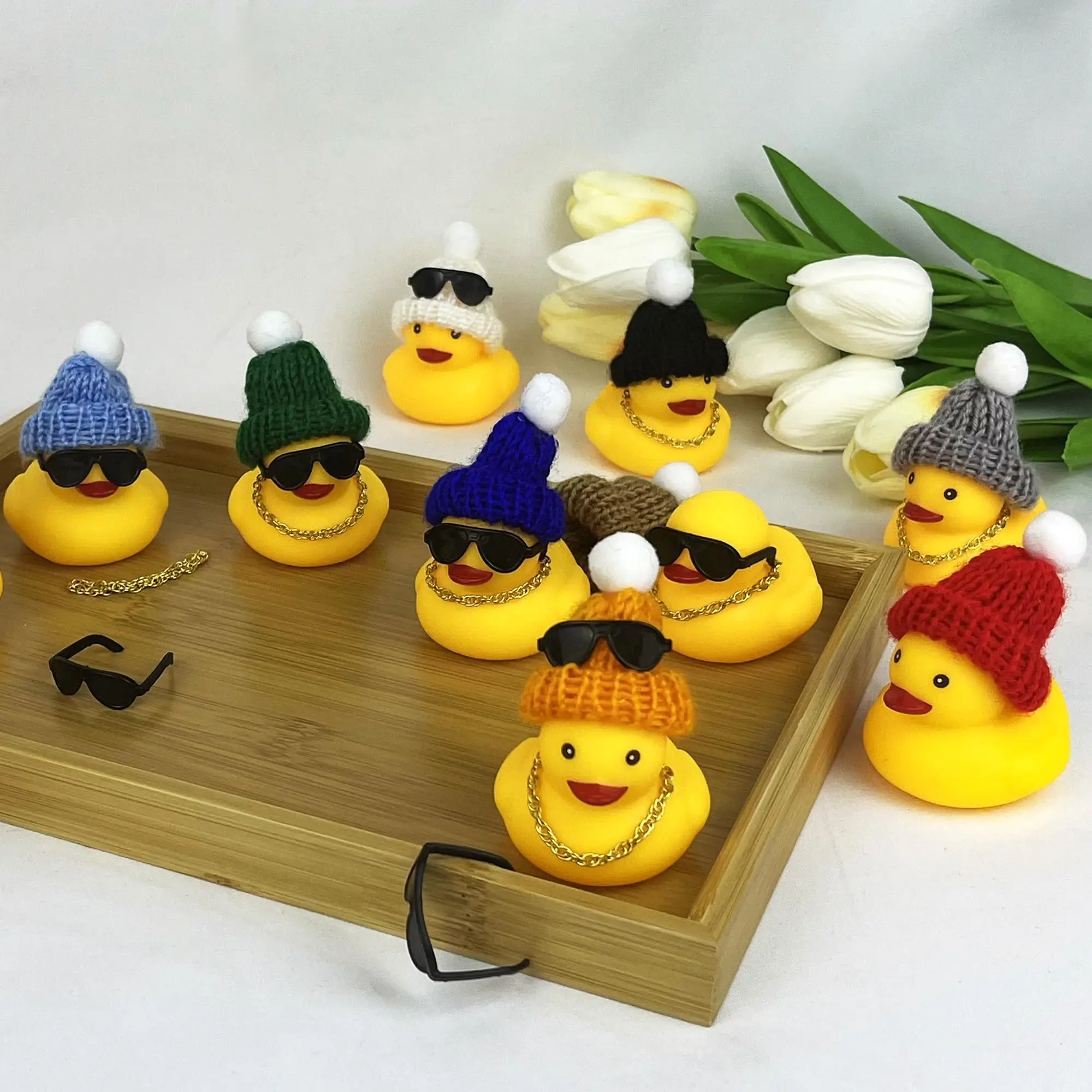 Juego de Mini patos con Mini sombreros, collar y gafas de sol, juguete de pato para ducha, cumpleaños, natación, fiesta, regalo, decoraciones,