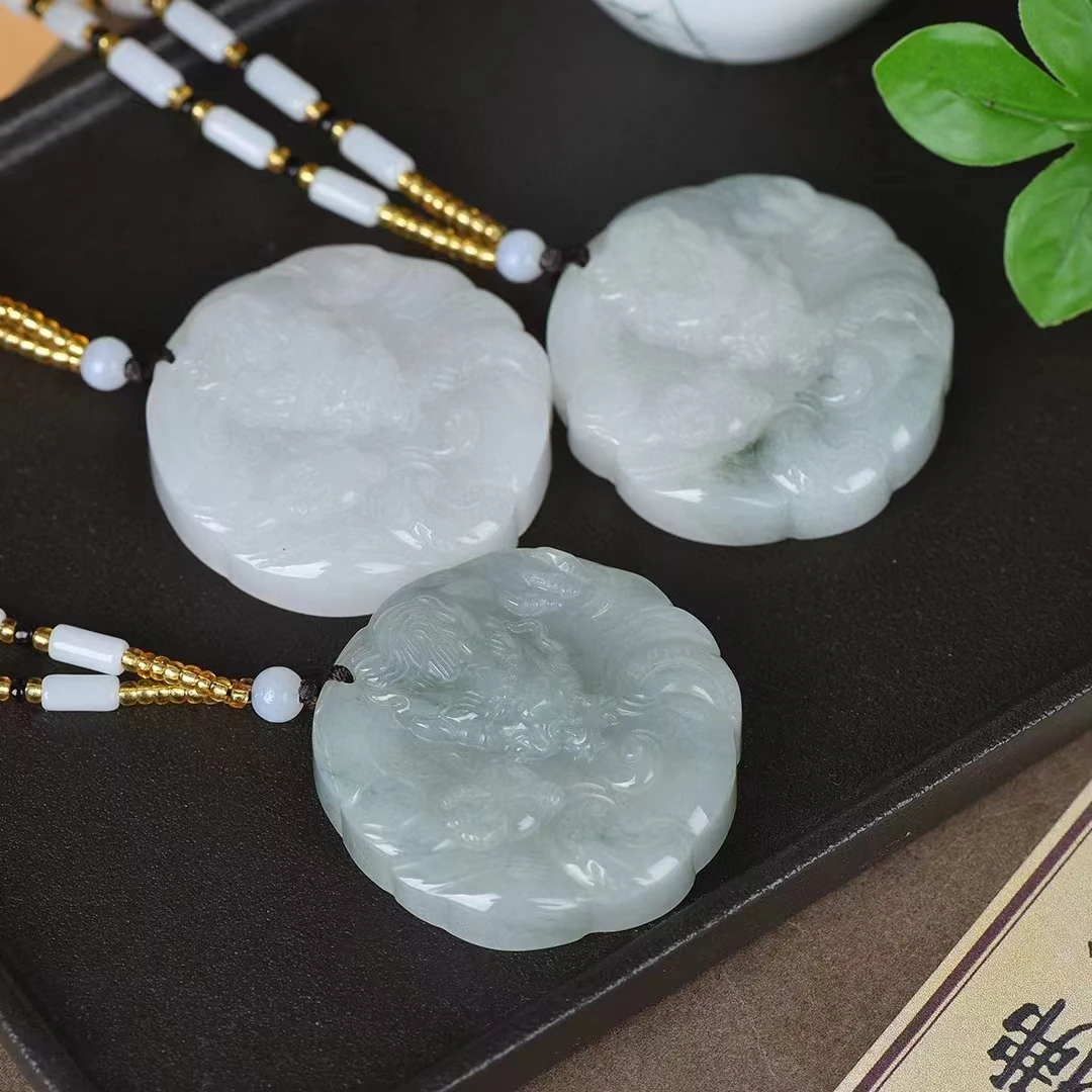 Tianshan-Colgante de Jade para hombre y mujer, collar de piedra verde hielo Natural, amuleto de dragón auspicioso, joyería de dijes, 50mm