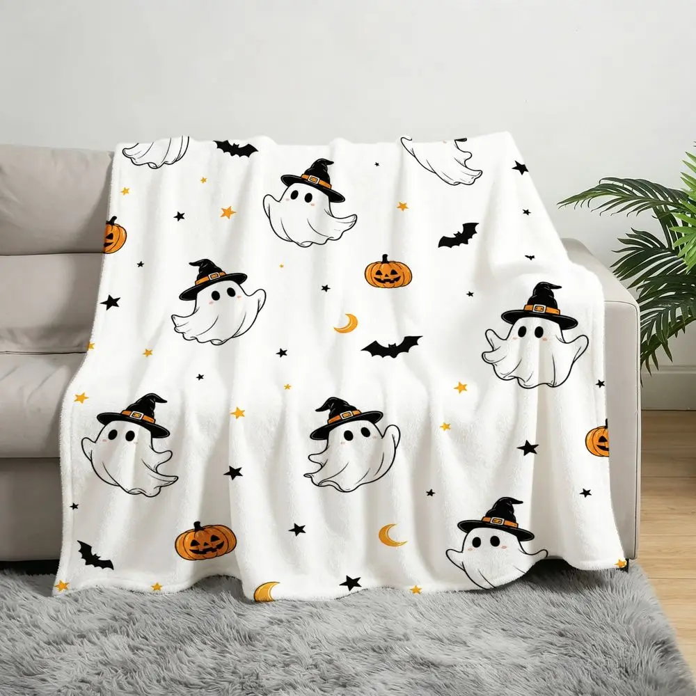 Soft Halloween Ghost Flannel Throw Blanket with Cute Pumpkins And Bats Pattern Warm Cozy Fleece Blanket for Bed Sofa Couch Living Room Camping Travel Ideal Gift for Friends Family And Home Decor Enthusiasts 2D Flat