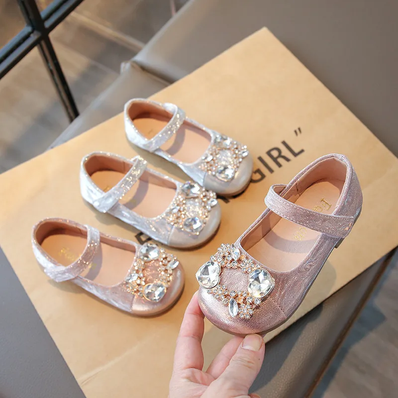 Girls Leather Shoes Shiny Crystal Children Flats Shoes Round Toes Fashion Children Princess Performance Shoes Elegant Sweet