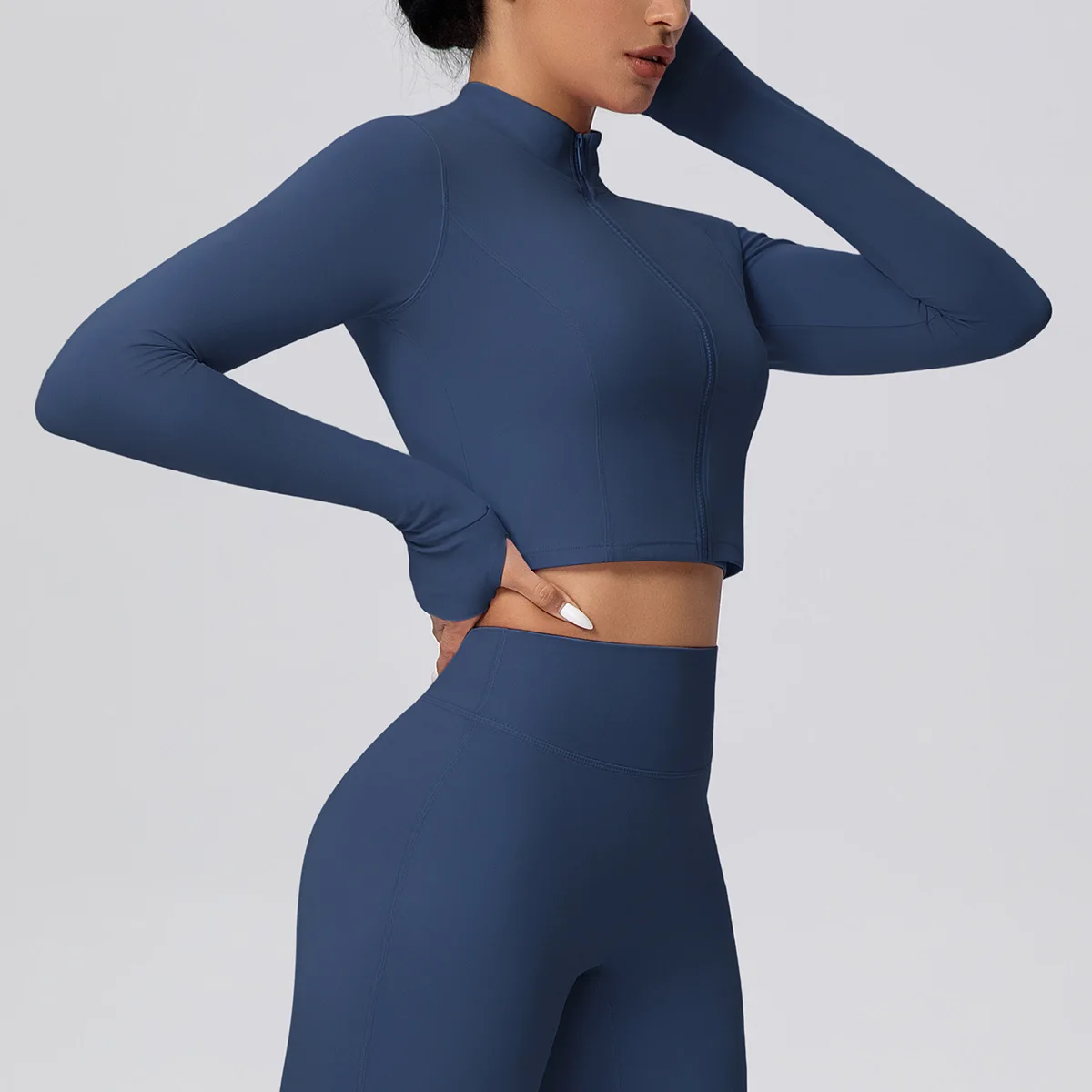 

Новая женская тонкая короткая куртка для йоги с начесом, спортивное пальто для фитнеса на молнии с длинными рукавами, повседневная одежда для бега, спортивные топы для спортзала