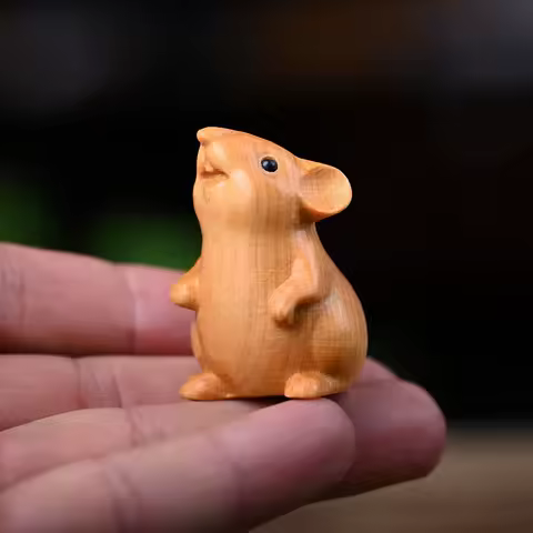 Crafts Wood Carved Zodiac Mouse Statuette Cute Decorative Hamster Statue Funny Animal Figurine Sculpture Office