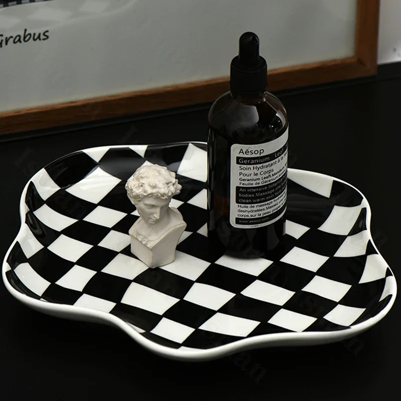 Nordic Ceramic Tray Creative Black White Checkerboard Jewelry Storage Trays Decorative Dessert Dishes Plate Home Decoration