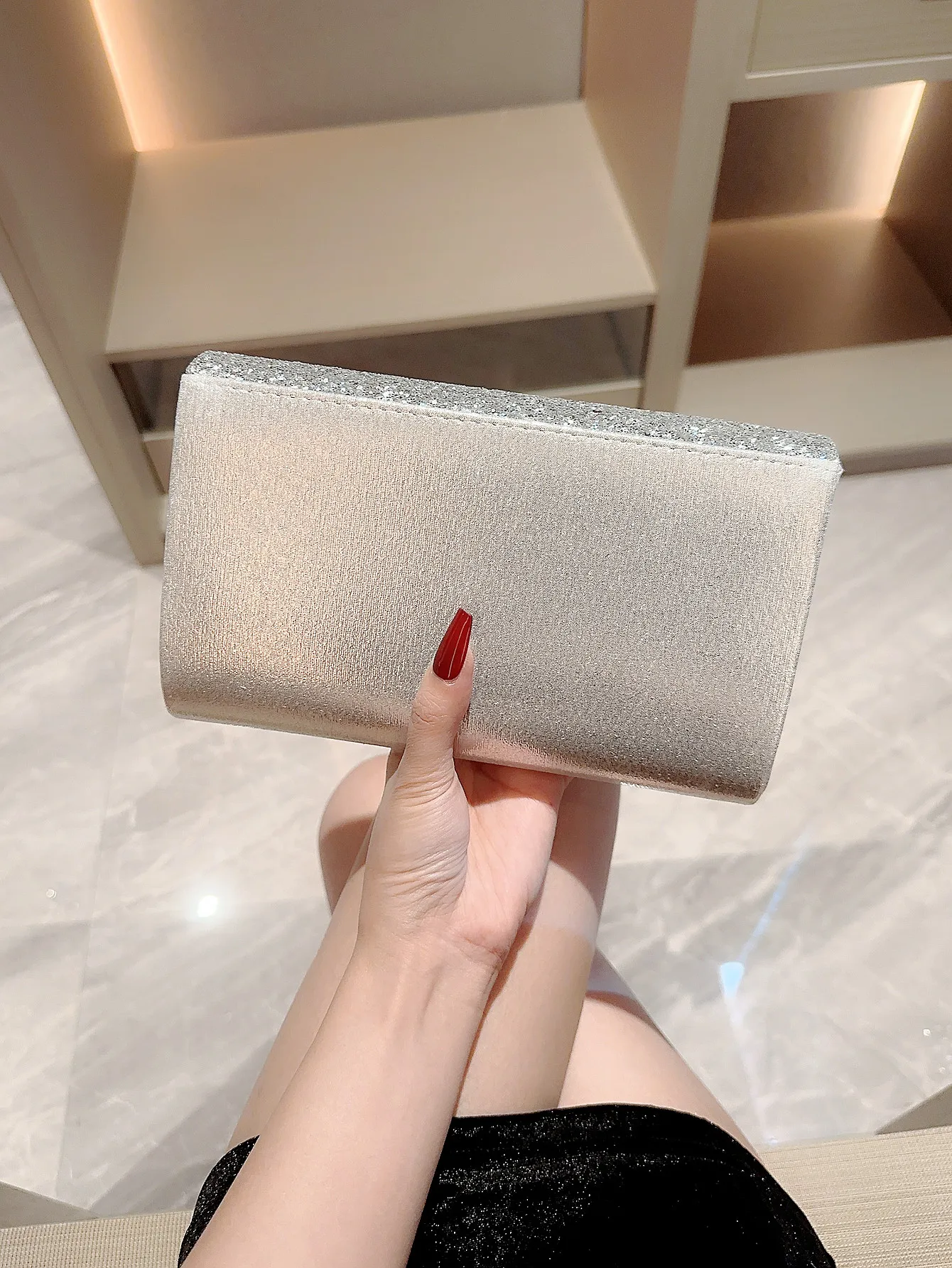 Women fashion Silver Shiny Flap Evening Bag Banquet Bag Evening Bag Party Bag Prom Bag Chain Bag Wedding Bag