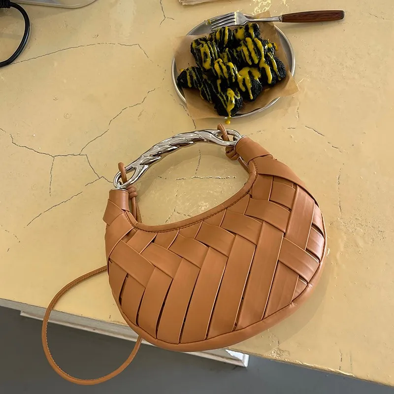 

Fashion Metal Handle Unique Shoulder Bag Women Woven PU Leather Luxury Tote Crossbody Handbag Evening Small Round Bags Purses
