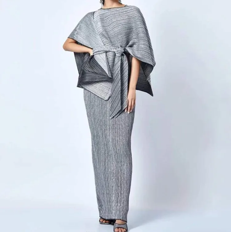 2025 New Top Quality ISSEYS MIYAKES Pleated Fall Slim Two Piece Fashion Temperament Elegant Plus Size Dresses