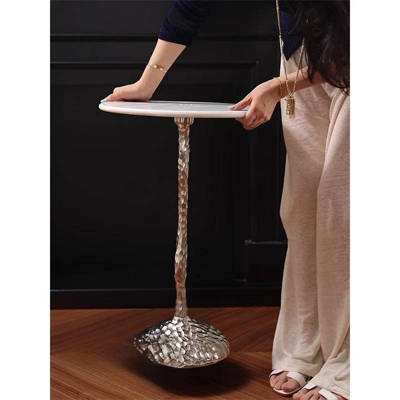 หรูหราอินเดียนําเข้ารูปแบบค้อน,อลูมิเนียมหินอ่อนโต๊ะกาแฟขนาดเล็กโต๊ะกลมเล็ก