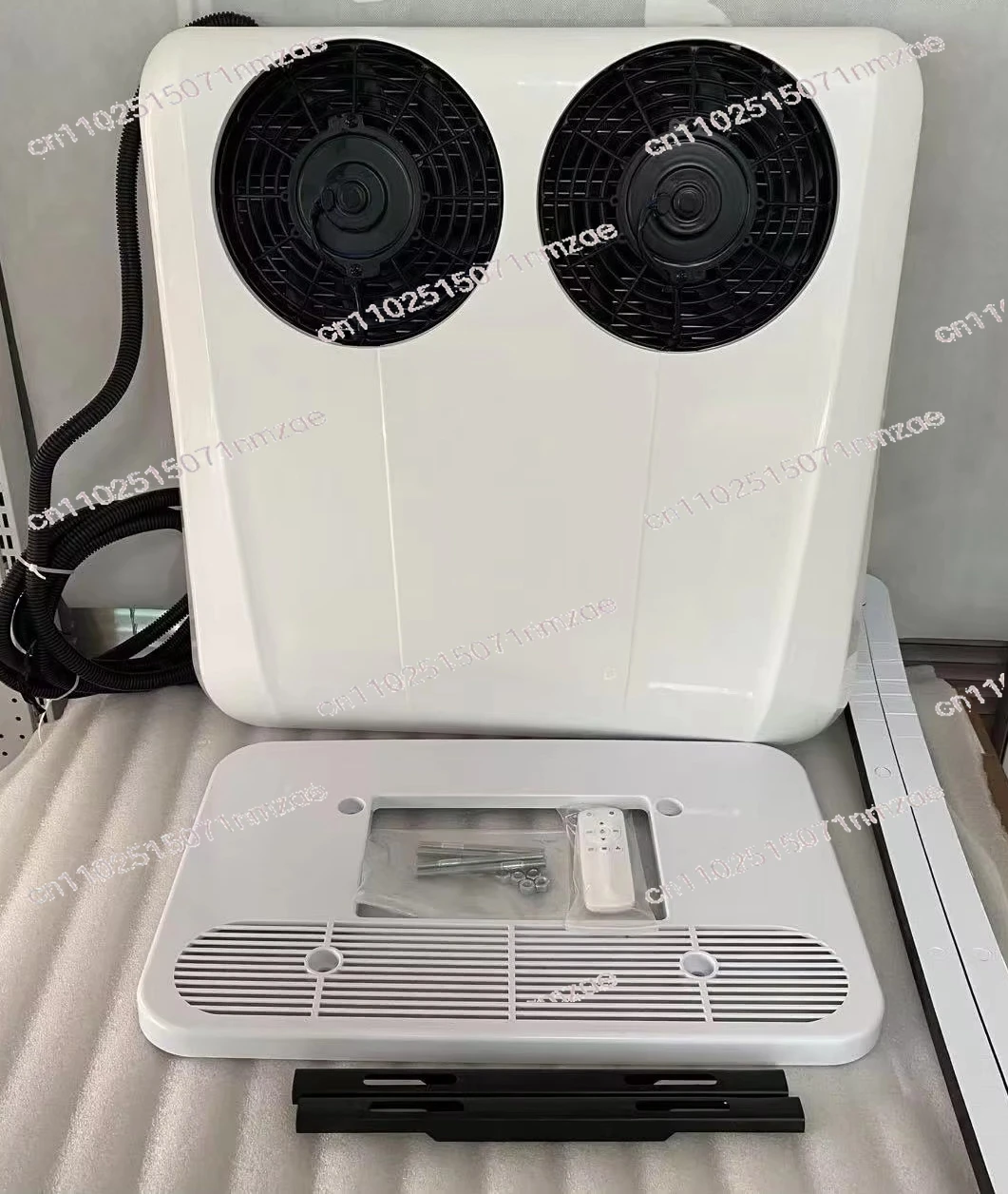 

Parking Air Conditioner 12V/24V Air Conditioner for Light and Heavy Trucks