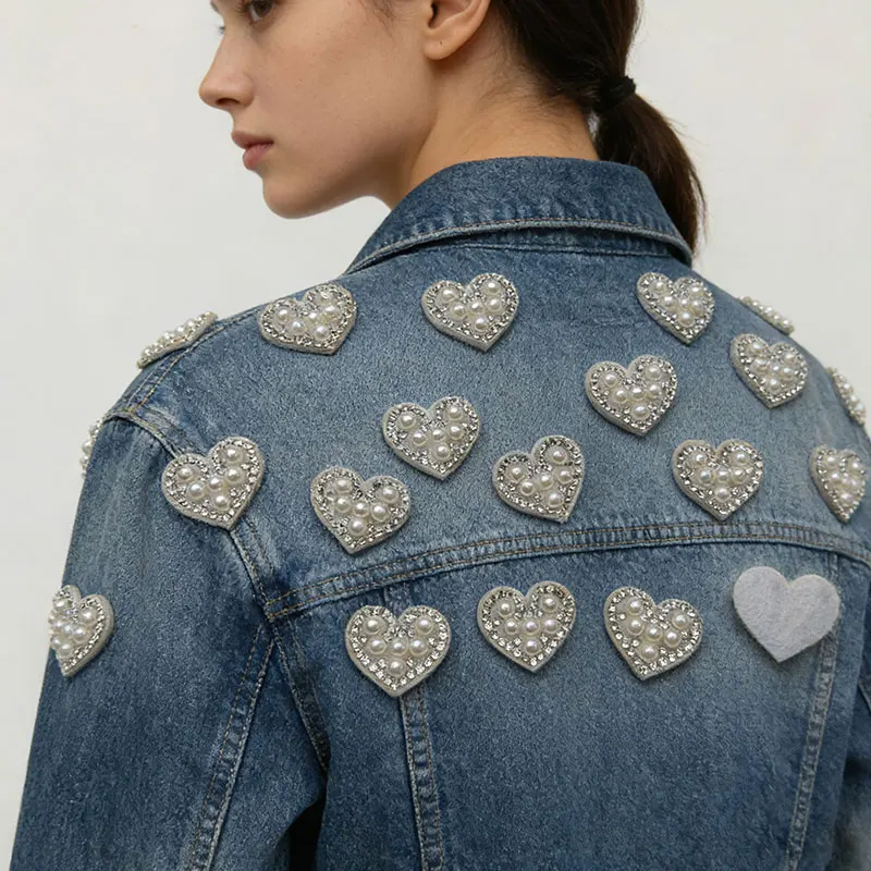 40 Stück weiße, aus Vliesstoff gefertigte Perlenherz-Strass-Aufnäher für DIY-Haarspangen, Kleidung, Hüte, Taschen, Dekorationen – Detail 5