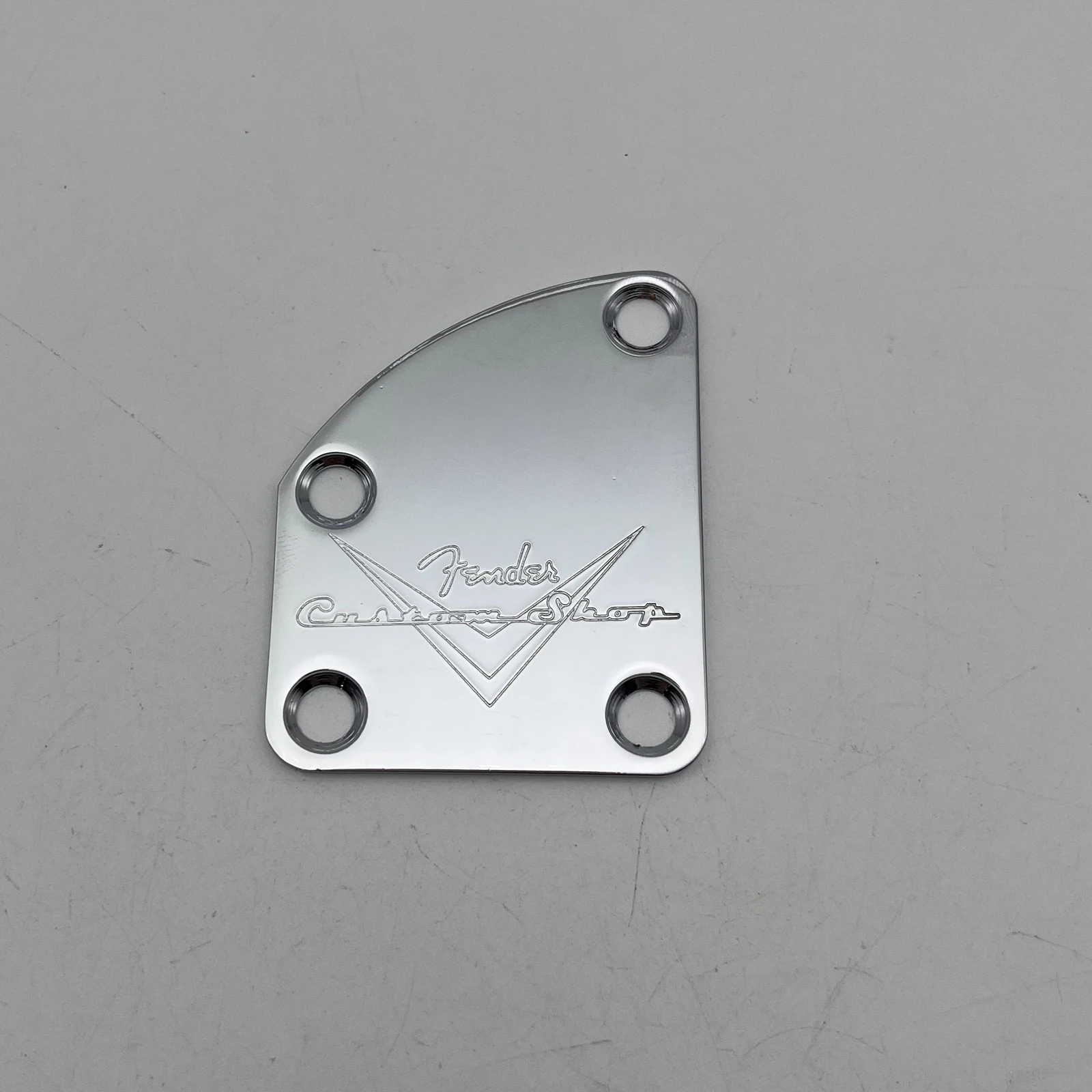 Chrome Electric Guitar Neck Plate Curved Cutaway Semi Round Neck Joint Back Mounting Plate 4 Holes with Screws