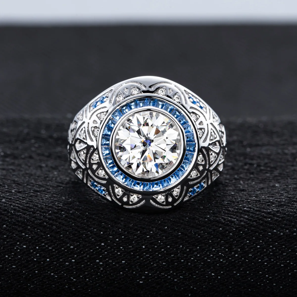 

Carnica 9mm 3CT Stone Real Moissanite Ring for Men 100% S925 Sterling Silver Sparkling Wedding Band Jewelry GRA D Color Diamond