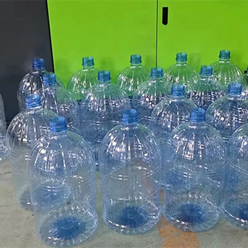 YG Customized Full Automatic 5L, 10l 18.9L 5 Gallon 20Liter Water Bottle Making Machine PET Bottle Blow Molding Machine