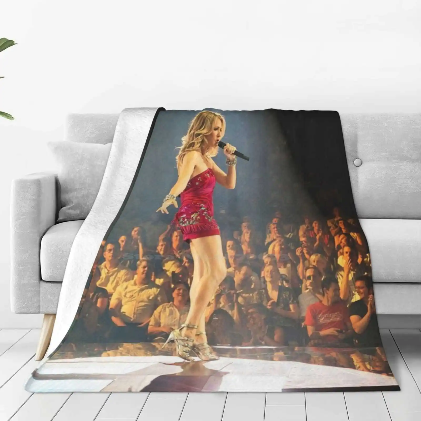 

Dion Beautiful Performs On Stage Memories Hot Sale Printing High Qiality Warm Flannel Blanket Best Seller Best Selling Trending