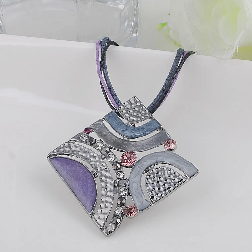 Multi Color Square Alloy Enamel Pendant Necklace - Factory Direct Jewelry Accessory for Fashion Lovers