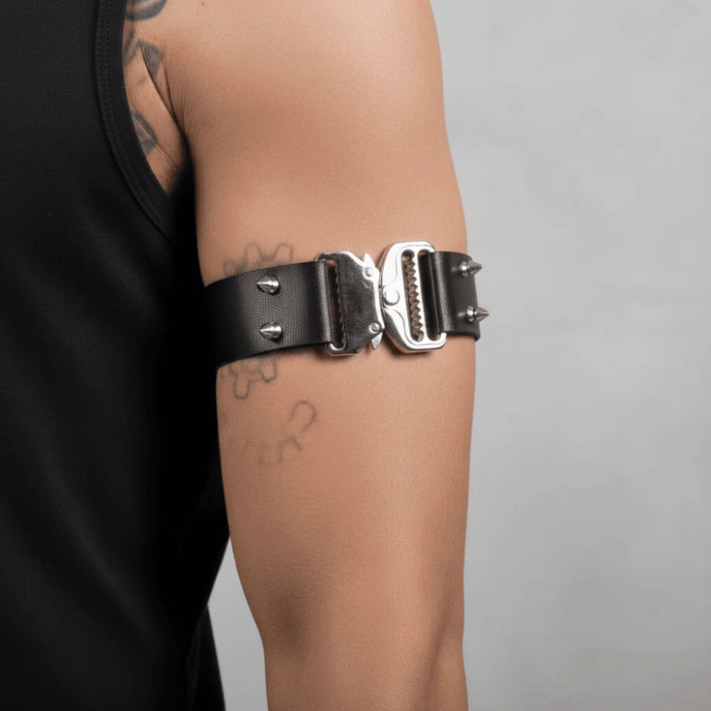 Adjustable Leg Garter Leatherette Cross-Pendant Chain Armband Quick-Release Heavy-Duty Shoes Accessories Clubwear Accessories