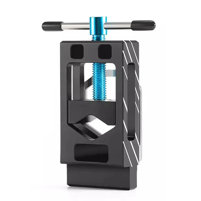 Tube Cutting Clamp Bicycle Carbon Fiber Steering Tube Cutter Fork Tube Carbon Fiber Seatpost Saw Tool Suitable for Bicycle Fork